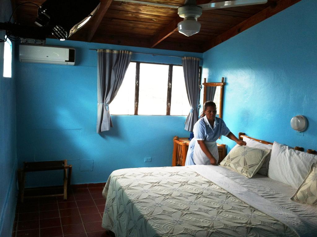 Hotel Caribe Barahona Extérieur photo