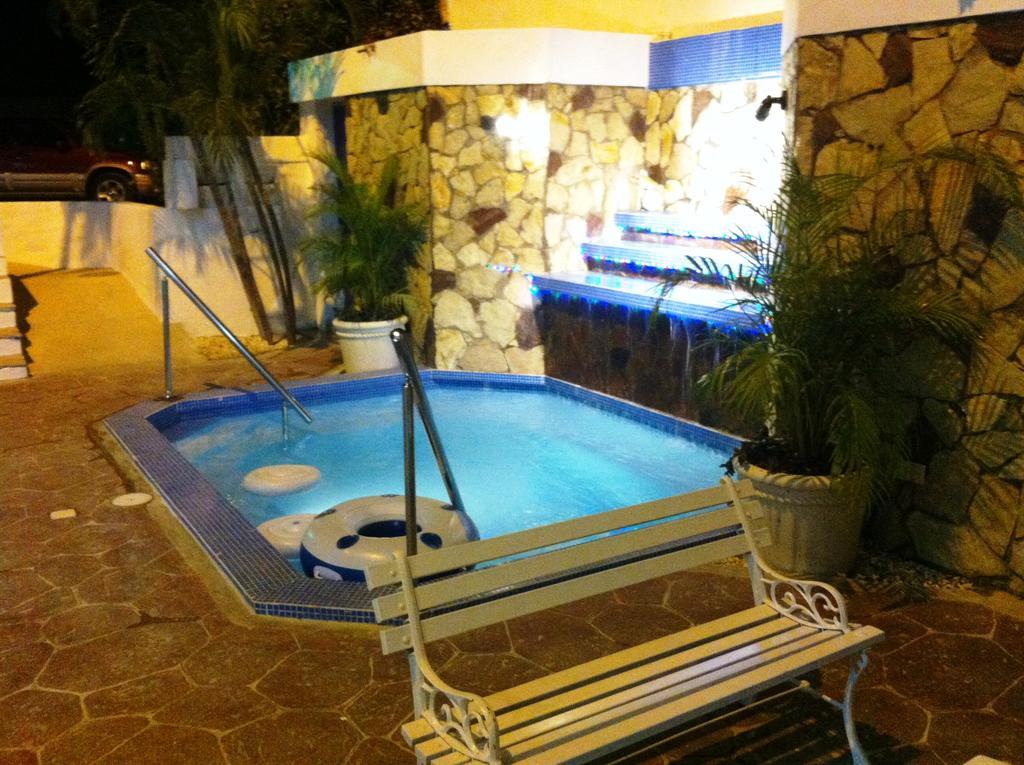 Hotel Caribe Barahona Extérieur photo