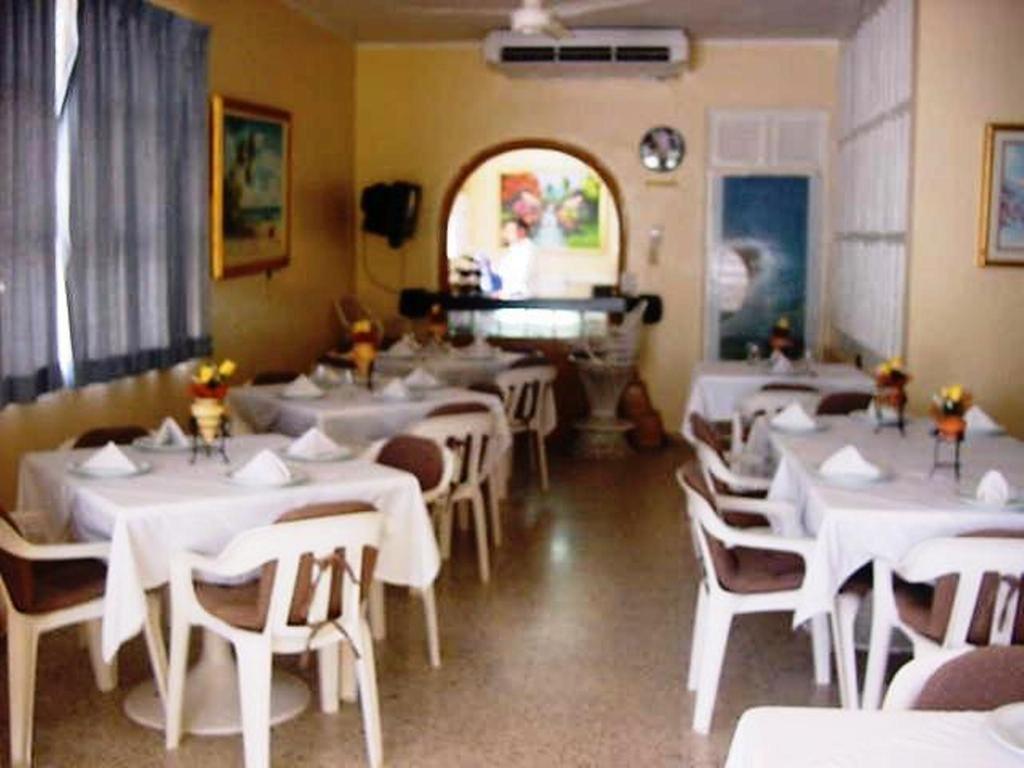 Hotel Caribe Barahona Extérieur photo
