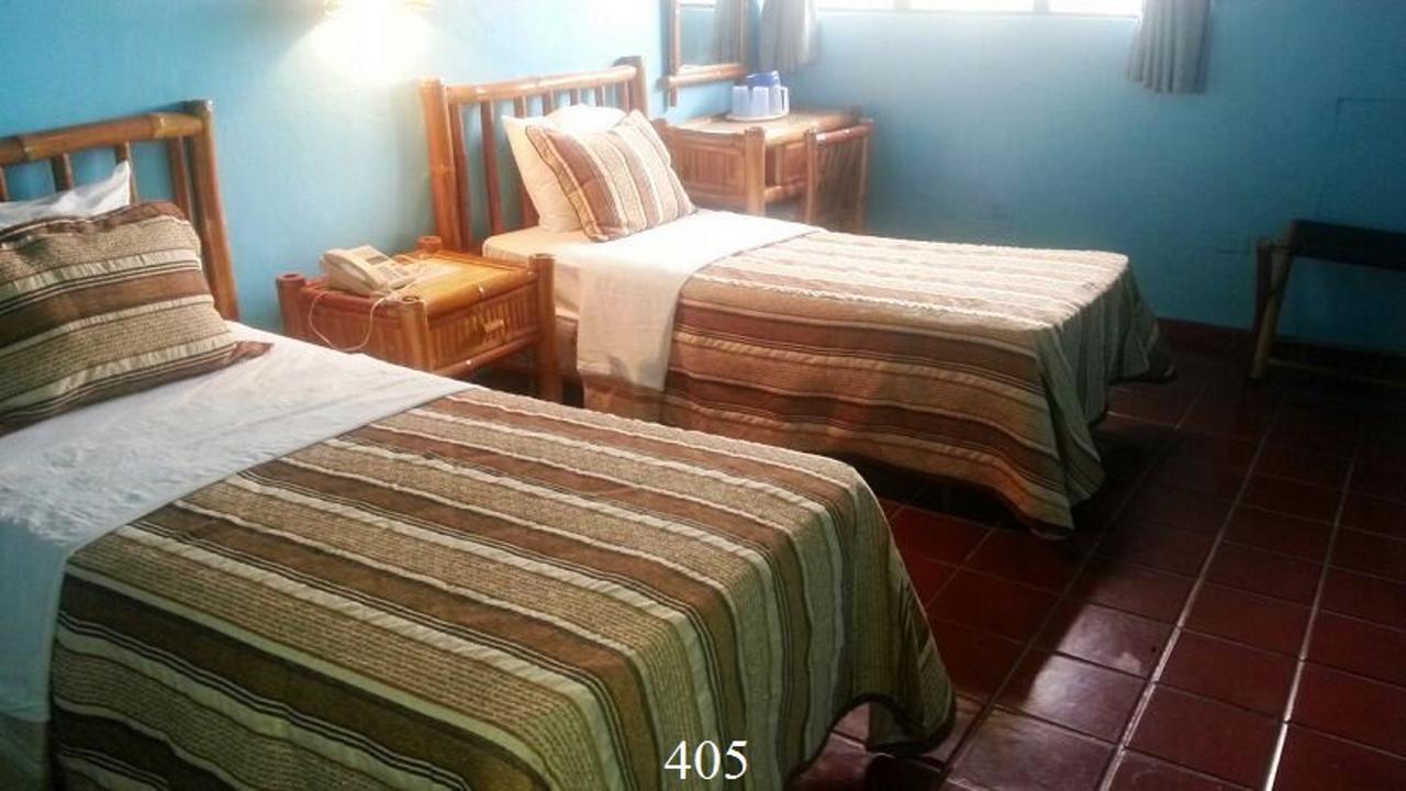 Hotel Caribe Barahona Extérieur photo