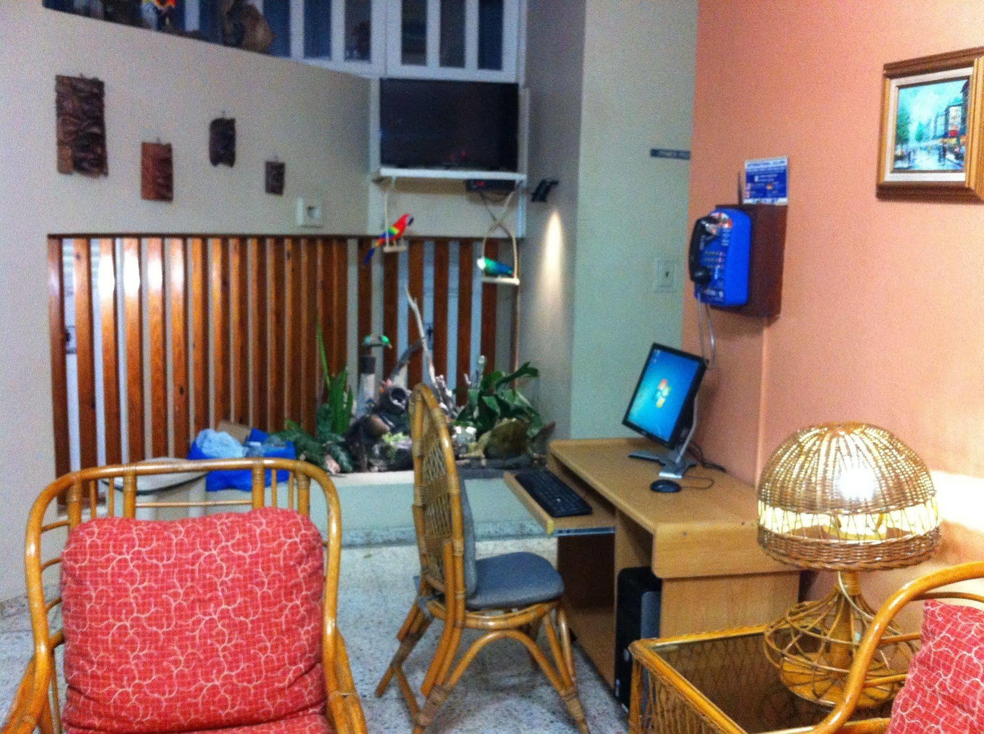 Hotel Caribe Barahona Extérieur photo