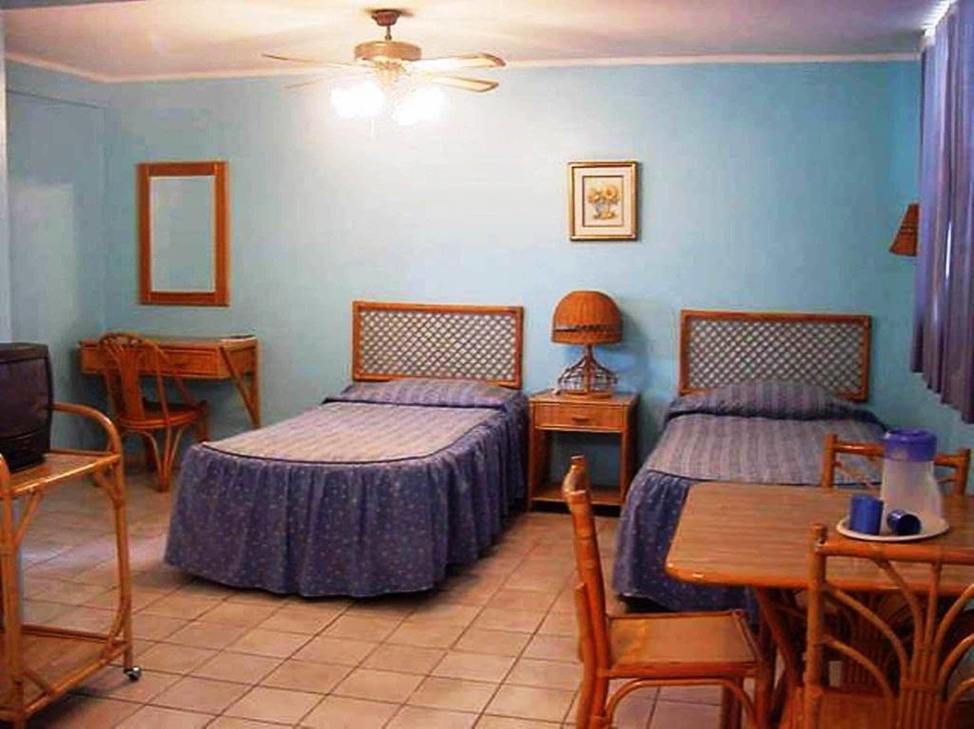 Hotel Caribe Barahona Extérieur photo