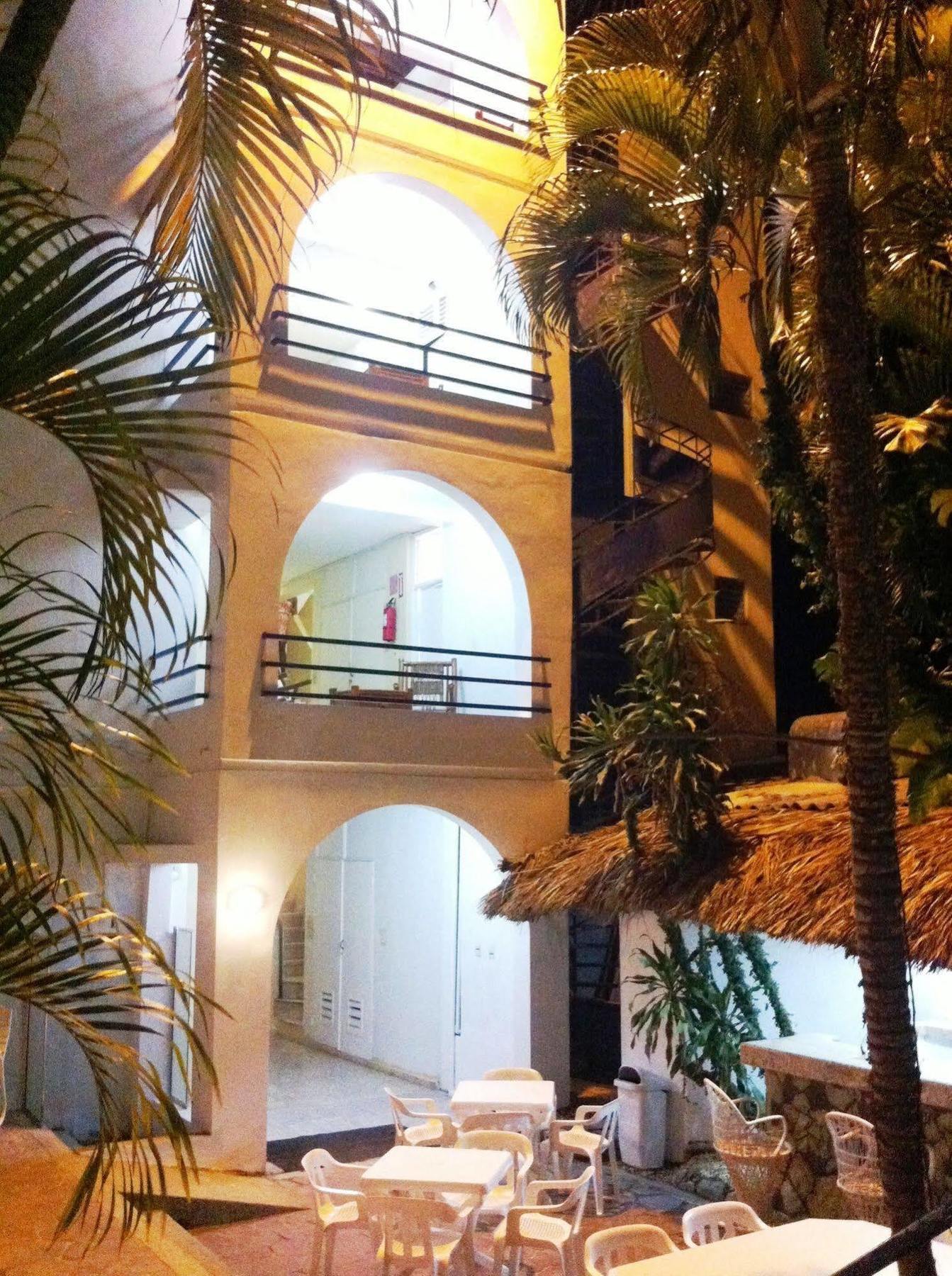 Hotel Caribe Barahona Extérieur photo