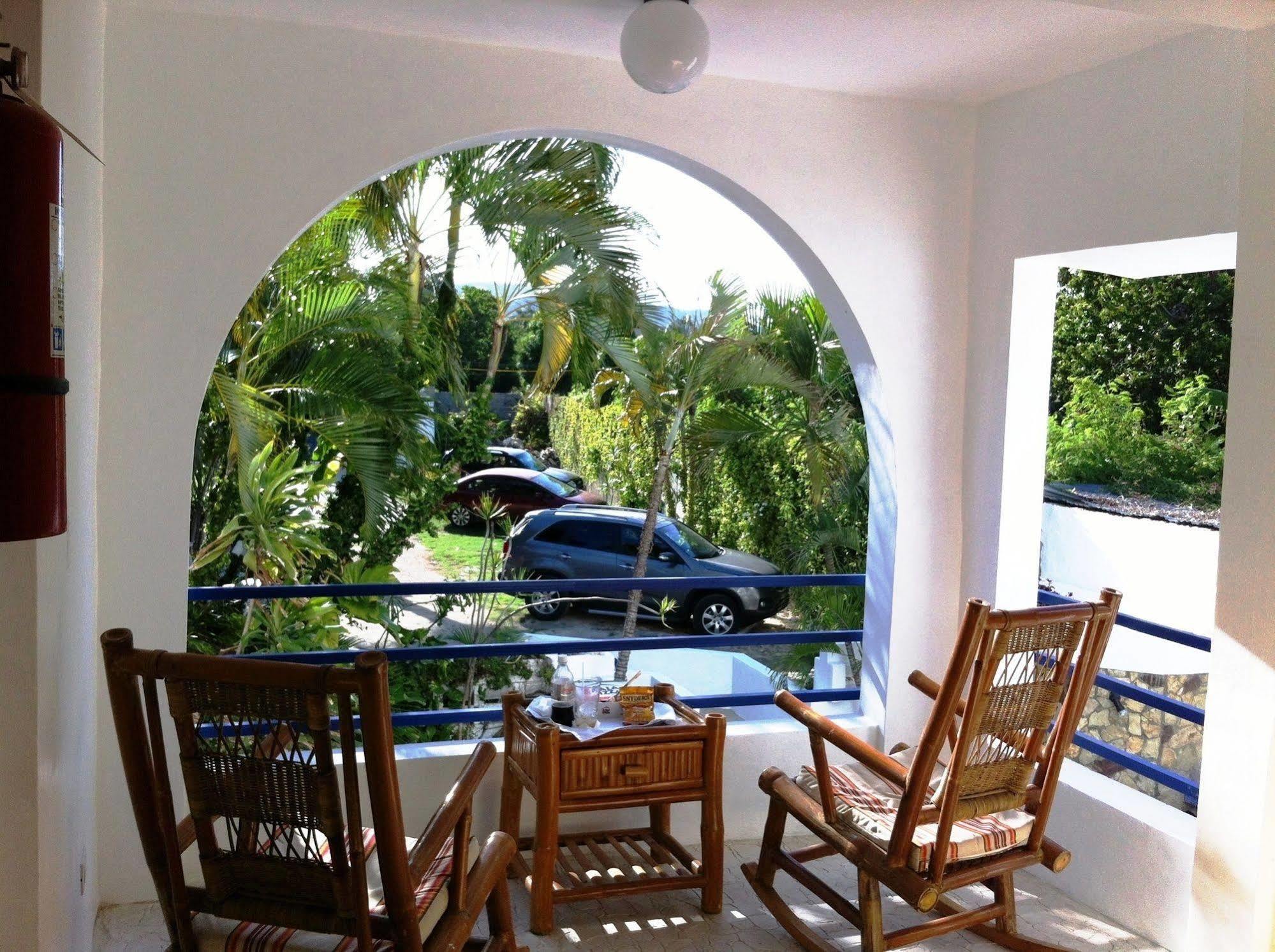 Hotel Caribe Barahona Extérieur photo
